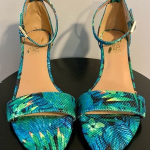 Aerosoles colorful blue green dress sandal size 8.5 new in box
